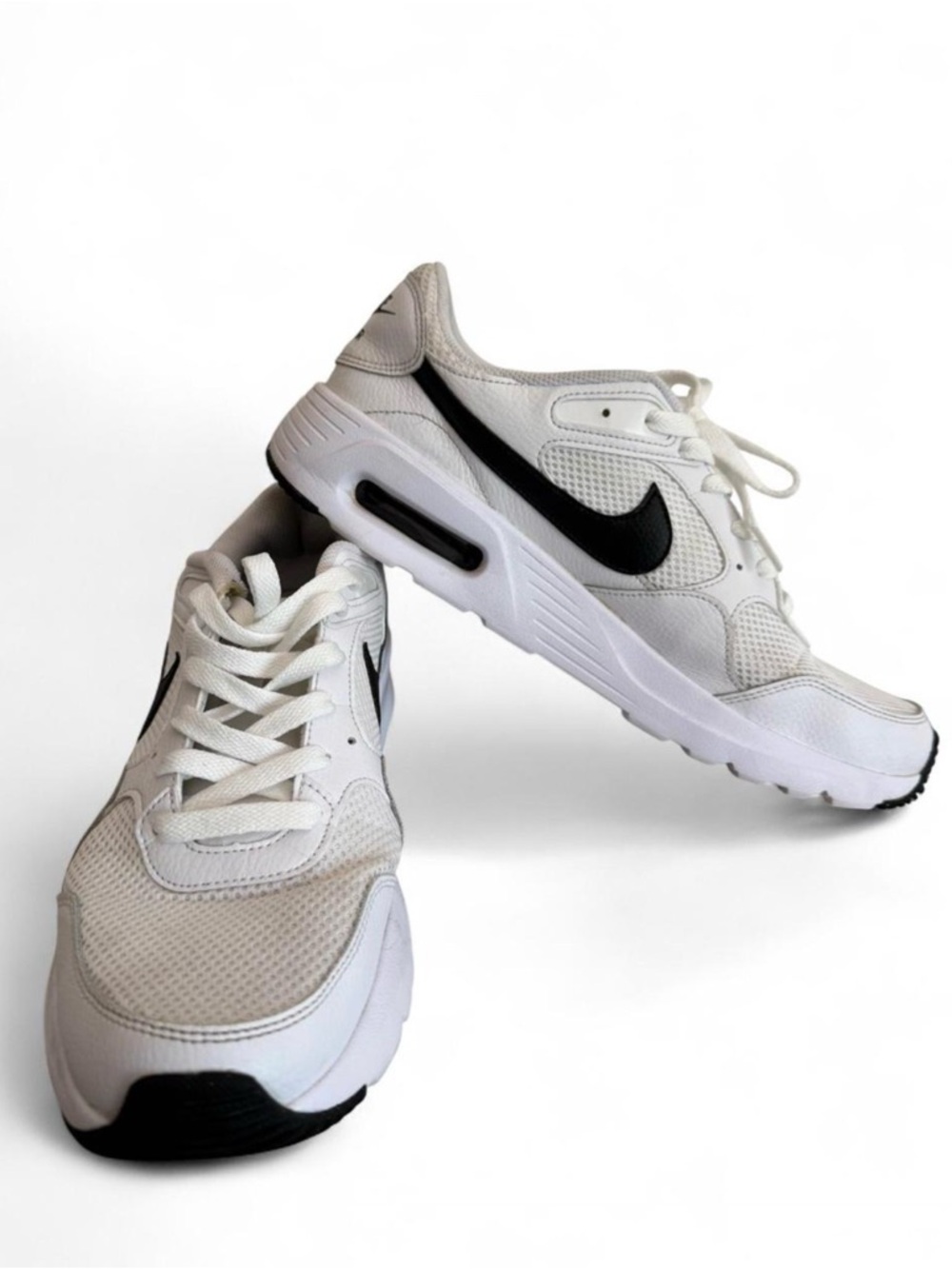 Nike White Air Max SC Sneakers with Black Swoosh - Picture 3 of 12